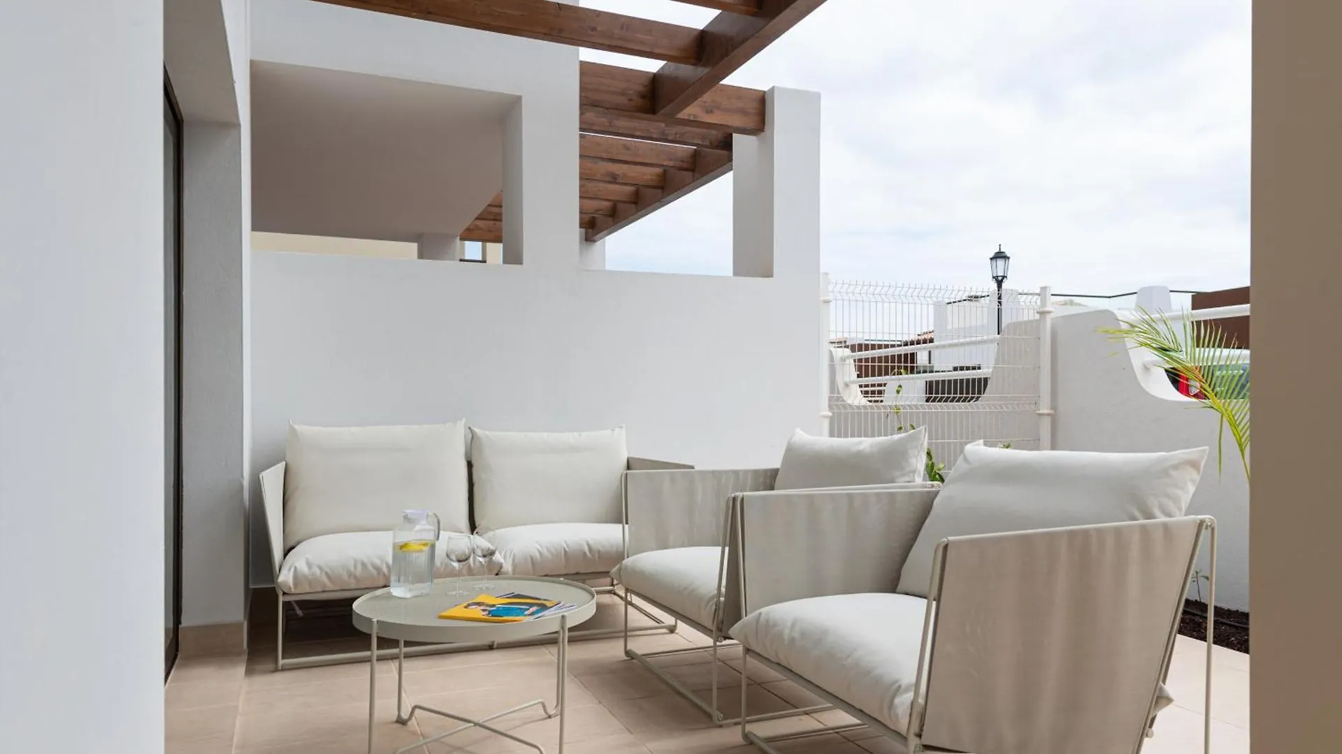 Maravilloso Apartamento En Pueblo Majorero Caleta De Fuste 0*,  Spanyolország